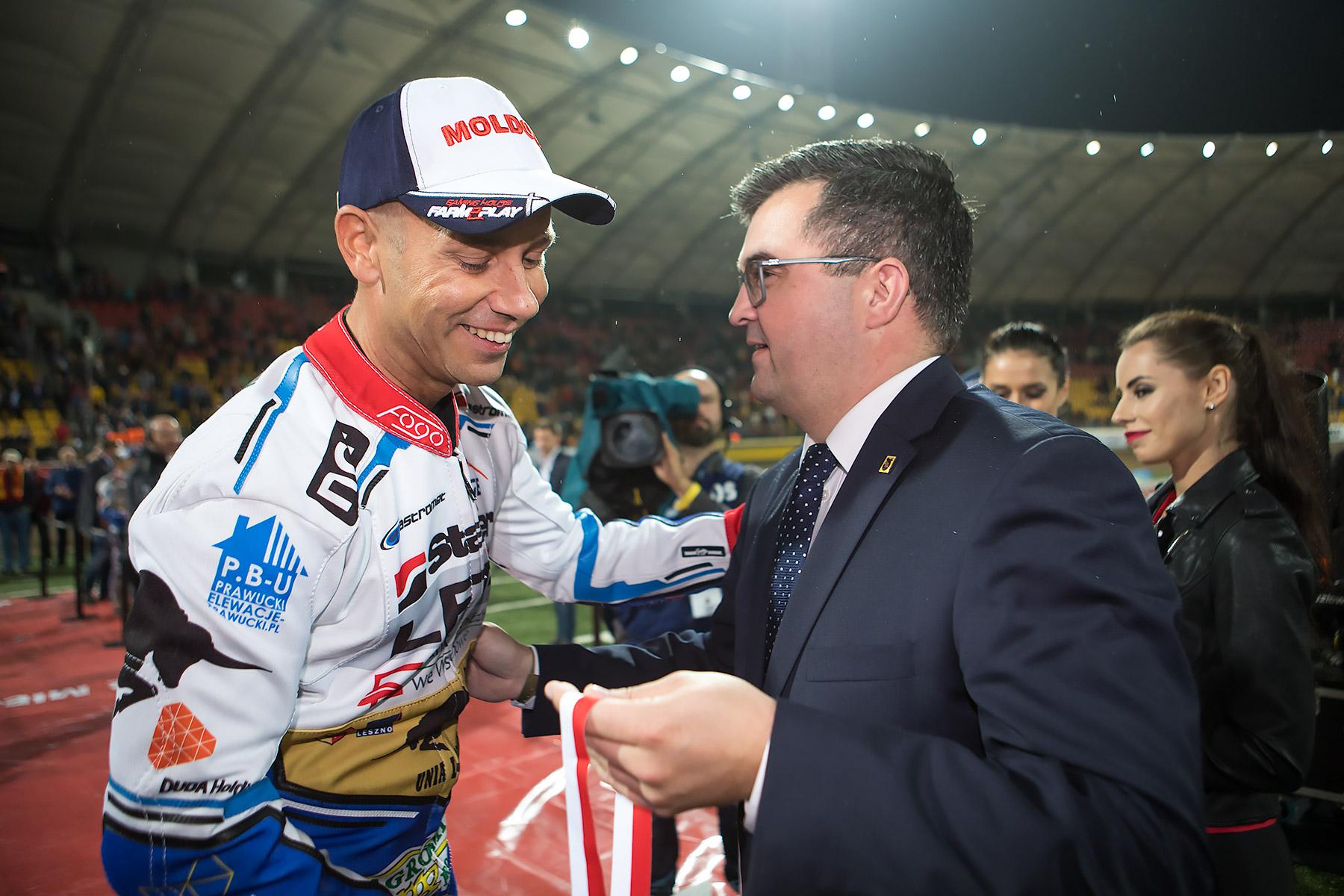 FOGO Unia Leszno i BETARD Sparta Wrocław z medalami (fotorelacja)