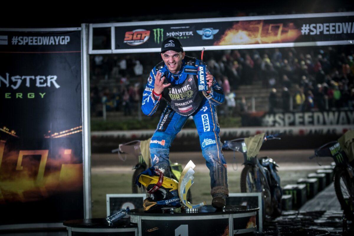 Mazurek Dąbrowskiego w Szwecji. Bartosz Zmarzlik triumfował w 2021 Swedish FIM SGP