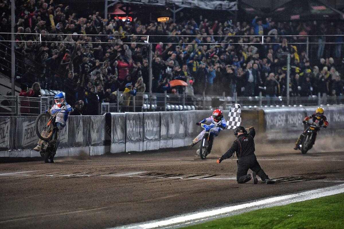 Historyczny remis w „kosmicznym” finale – statystyczne podsumowanie 1. meczów finałowych