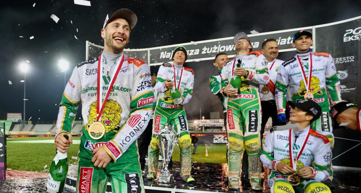 Świetni juniorzy to za mało do złota (podsumowanie ZIELONA-ENERGIA.COM WŁÓKNIARZA Częstochowa)