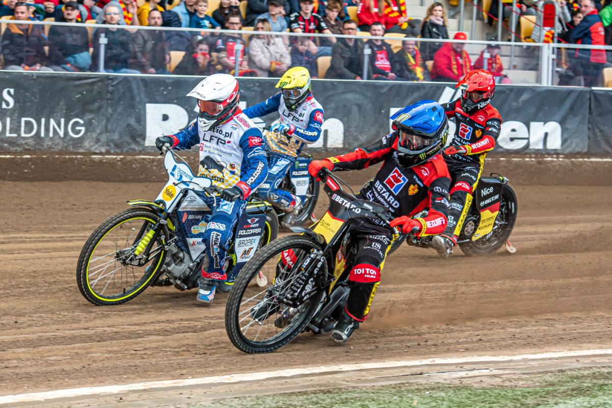 Fantastyczne ściganie na stadionie Olimpijskim. BETARD SPARTA pokonała FOGO UNIĘ