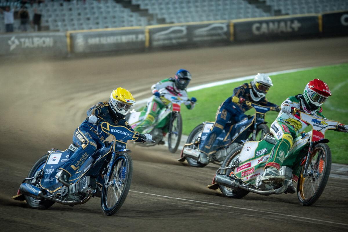 Nokaut mistrzów Polski. TAURON WŁÓKNIARZ bezradny w starciu z PLATINUM MOTOREM
