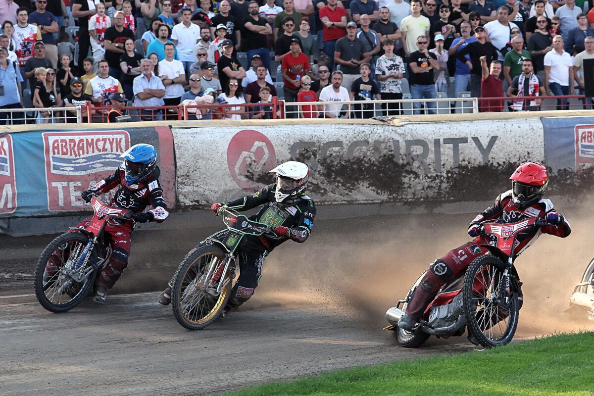 Rekiny obroniły zaliczkę. Tungate przypieczętował awans (skrót z finałów METALKAS 2. Ekstraligi)