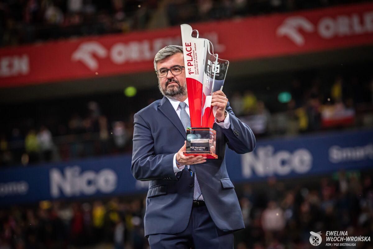 WP SportoweFakty: Prezes PZM Michał Sikora, Artem Laguta i Franciszek Karczewski w magazynie PGE Ekstraligi