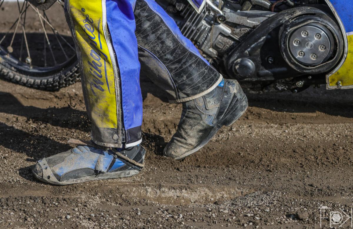 Kamil Wiktowski wygrywa w 7. rundzie Indywidualnego Pucharu 2. Ekstraligi U19 w Lesznie.