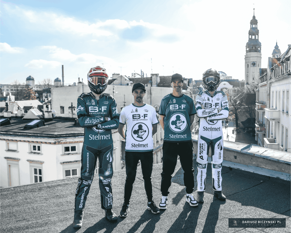 STELMET FALUAZ zaprezentował kevlary na sezon 2026