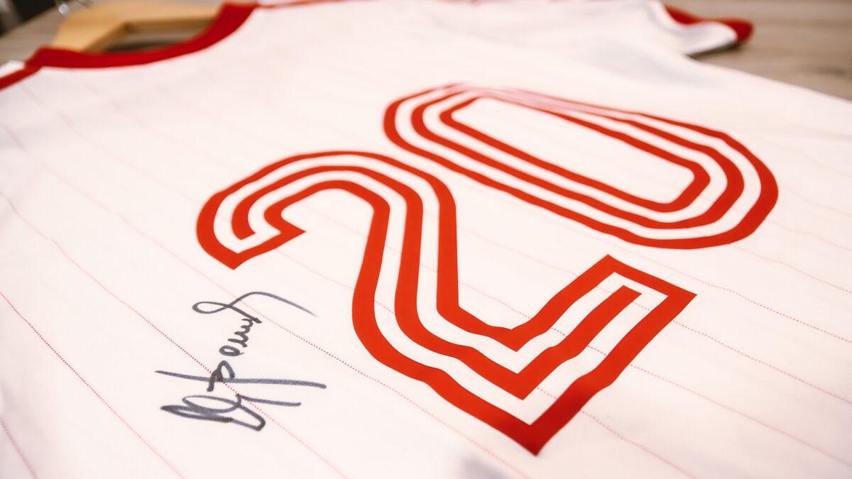 Zbigniew Boniek wsparł WOŚP. Wyjątkowa koszulka od miłośnika żużla!