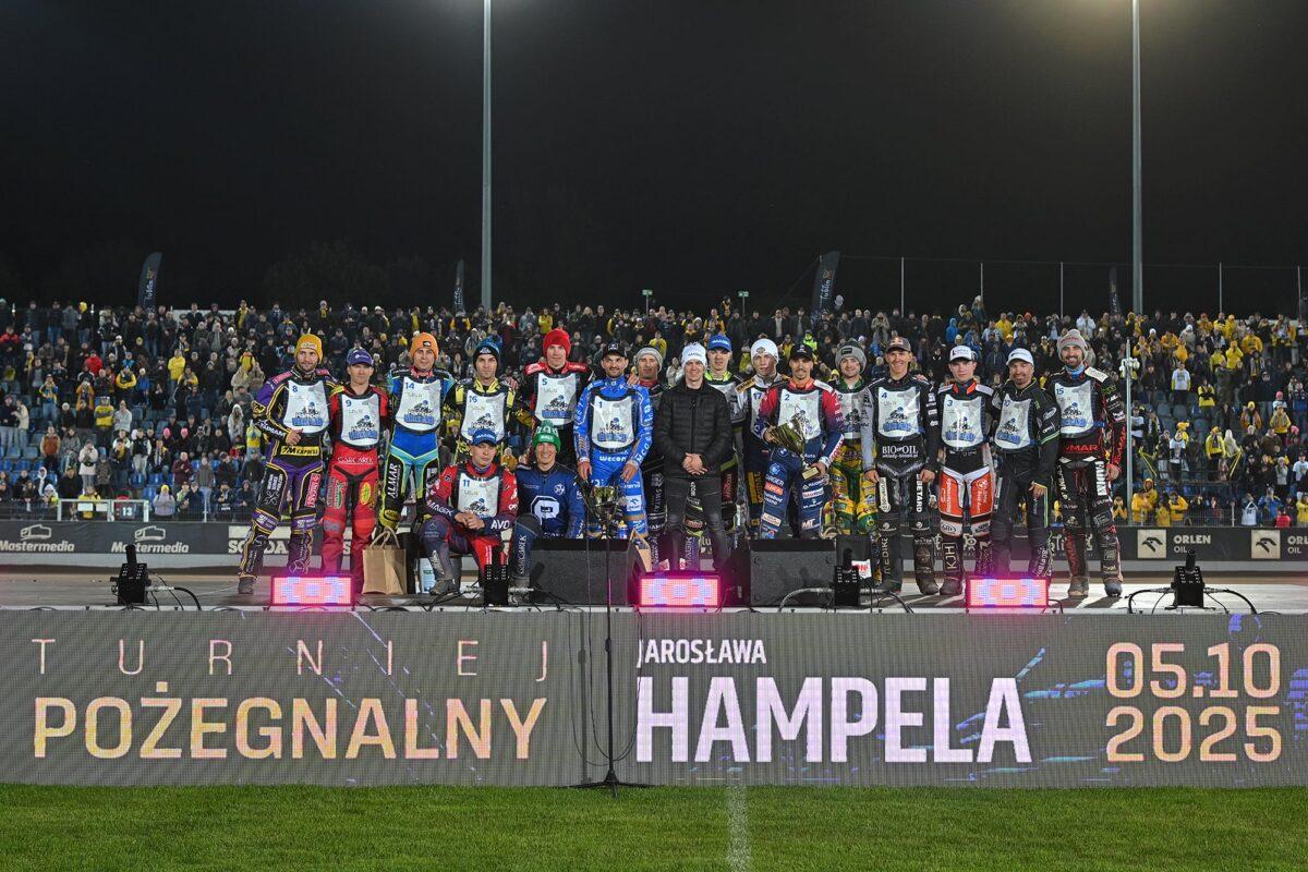 Auction of race bibs from Jarosław Hampel’s tournament