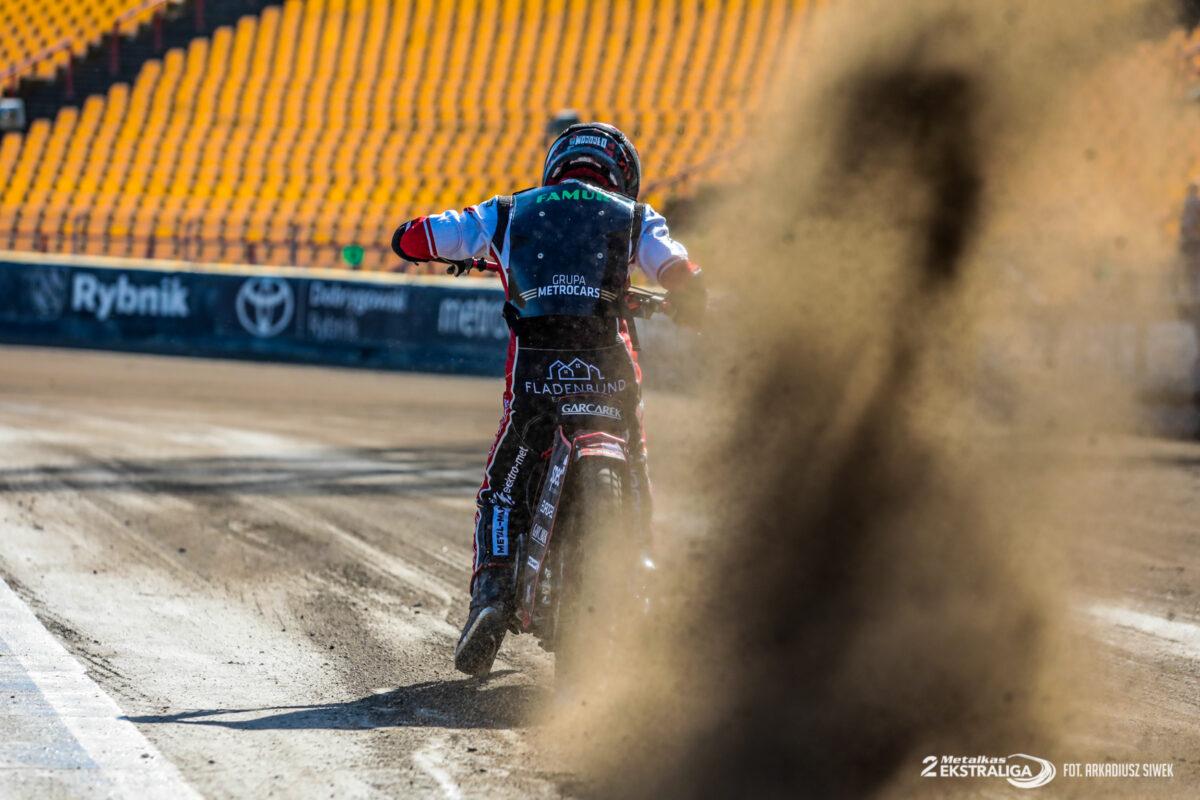 Terminy sparingów i turniejów klubów PGEE i M2E 2026 (aktualizacja 17.03)